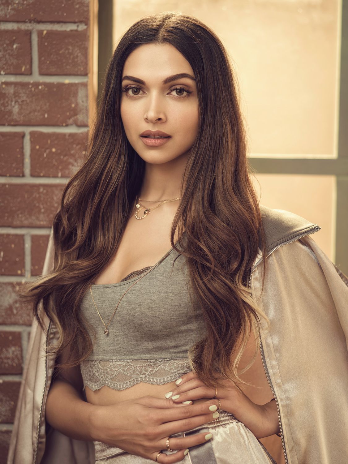 Deepika Padukone(迪皮卡·帕度柯妮)女神个人写真系列作品详细最新动态