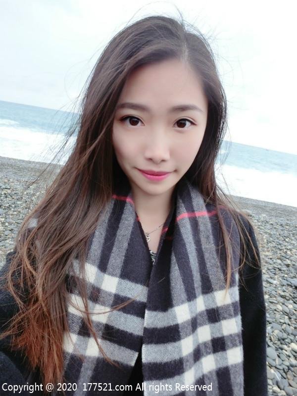 浦雨君JESSIEEE女神个人写真系列作品详细最新动态